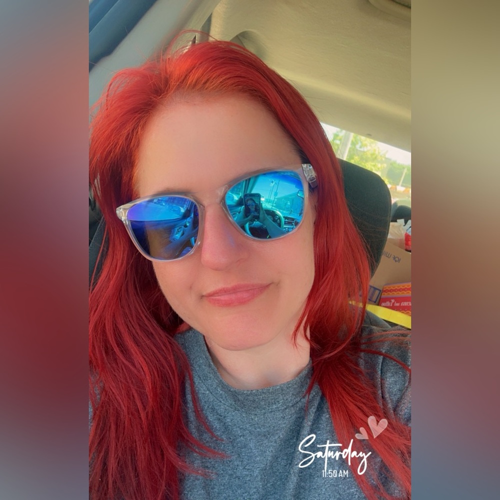 Meet your Posher, Danielle